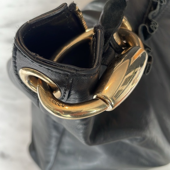 Authentic Gucci Sabrina handbag. Black leather. Ruffle strap - Picture 4 of 9